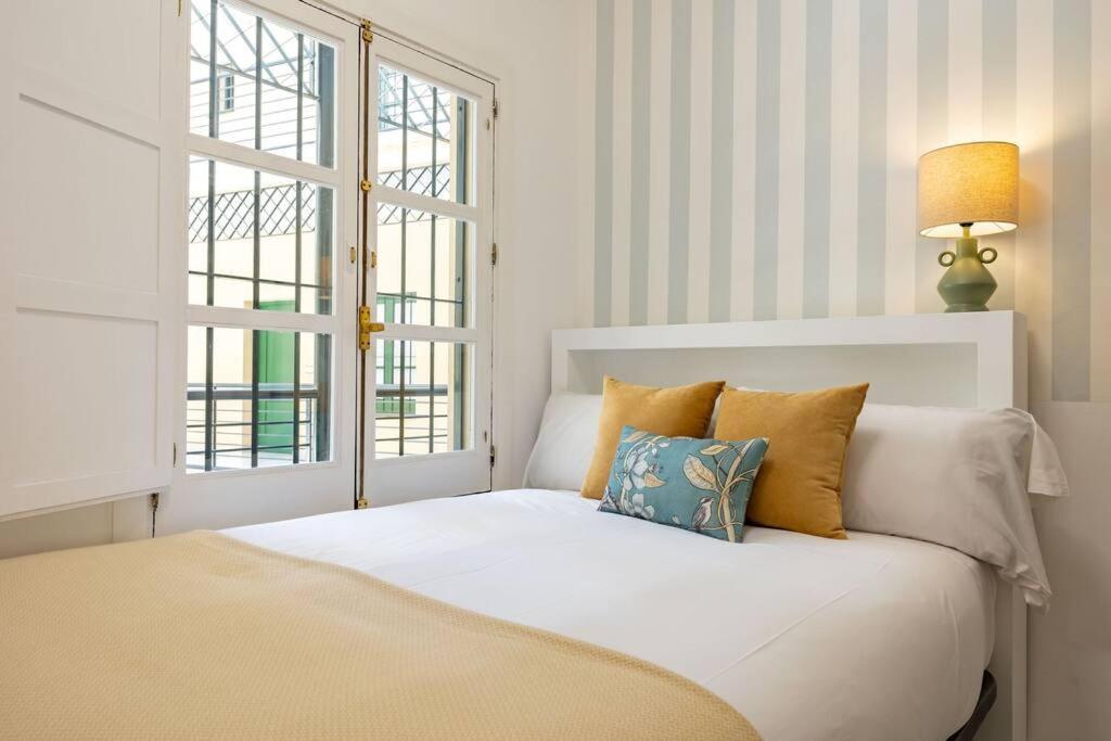 Conde Ibarra Deluxe By Valcambre Apartment Seville Ngoại thất bức ảnh