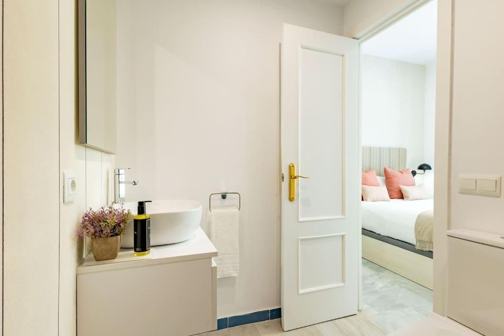 Conde Ibarra Deluxe By Valcambre Apartment Seville Ngoại thất bức ảnh